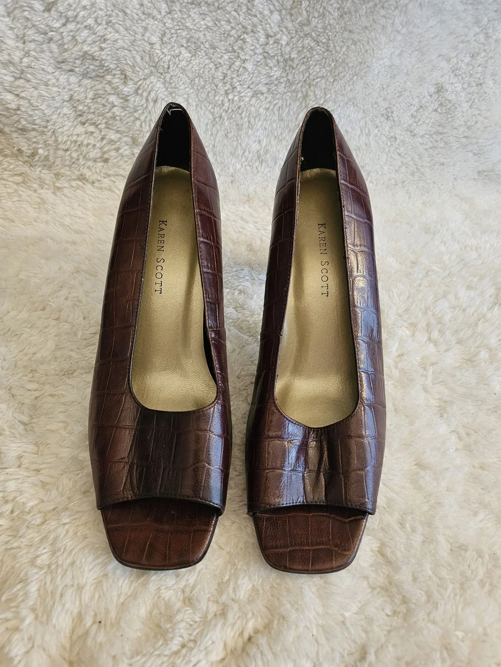 Vintage Karen Scott Croc Embossed Brown Peep Toe Heels